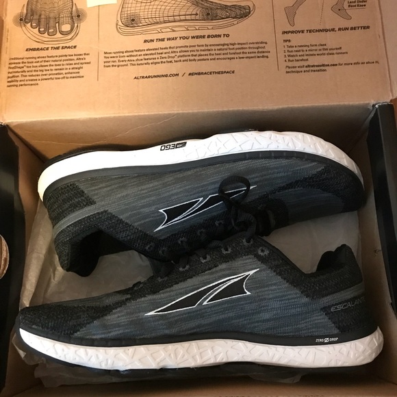 altra neutral running shoes